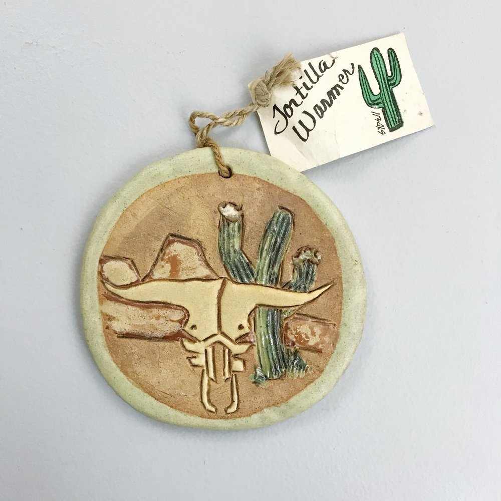 SYDELL Riverplace Pottery Desert Skull Tortilla Bread Warmer 5.7"  TX SW Artist